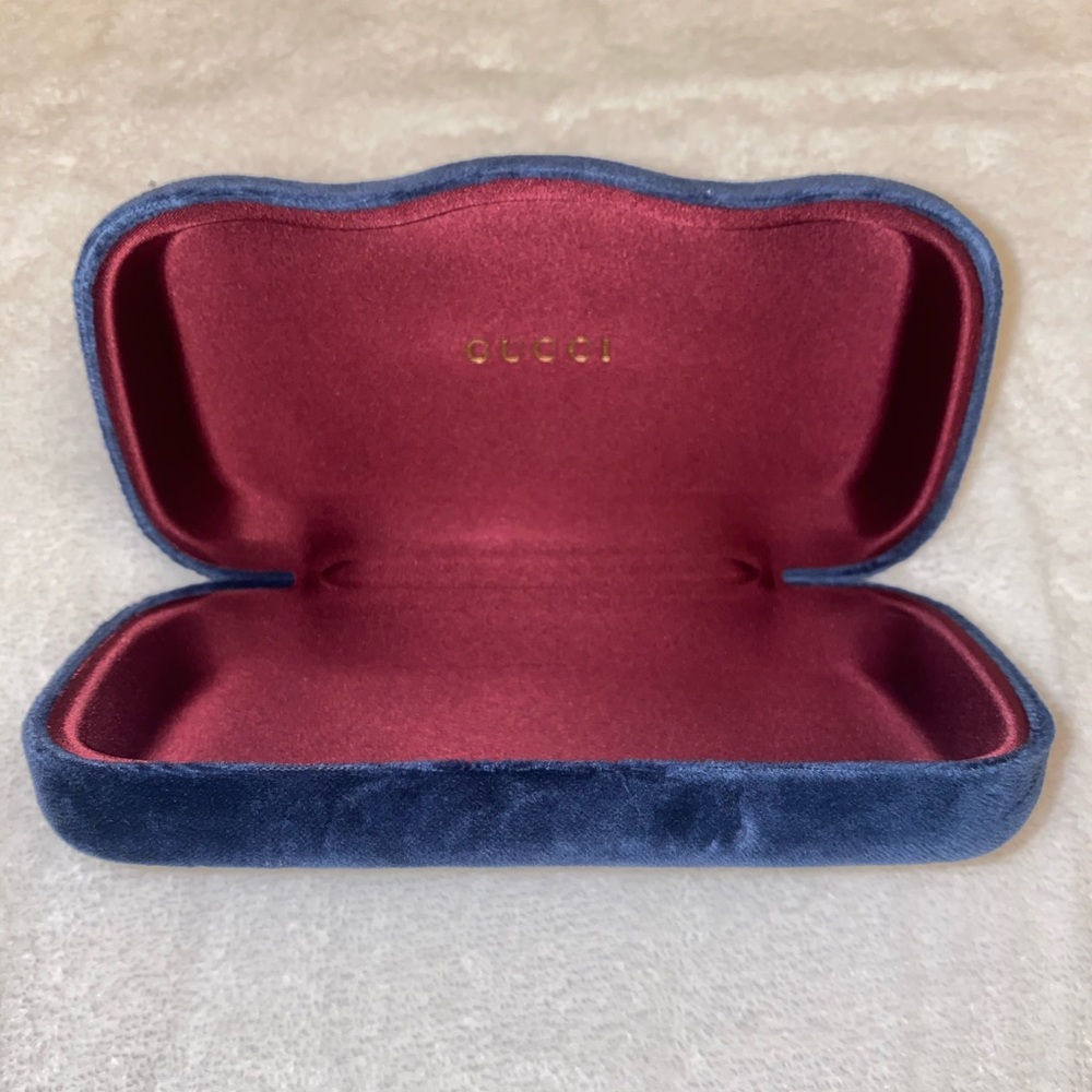 GUCCI sunglass case
